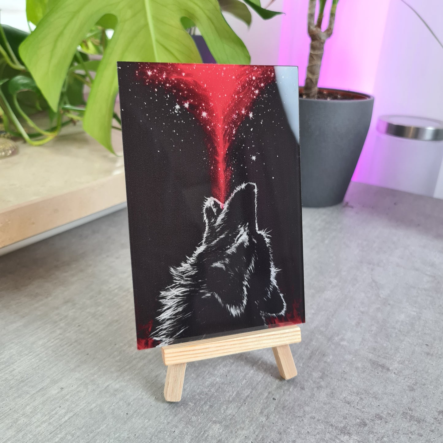 Wolf Acrylic Glass
