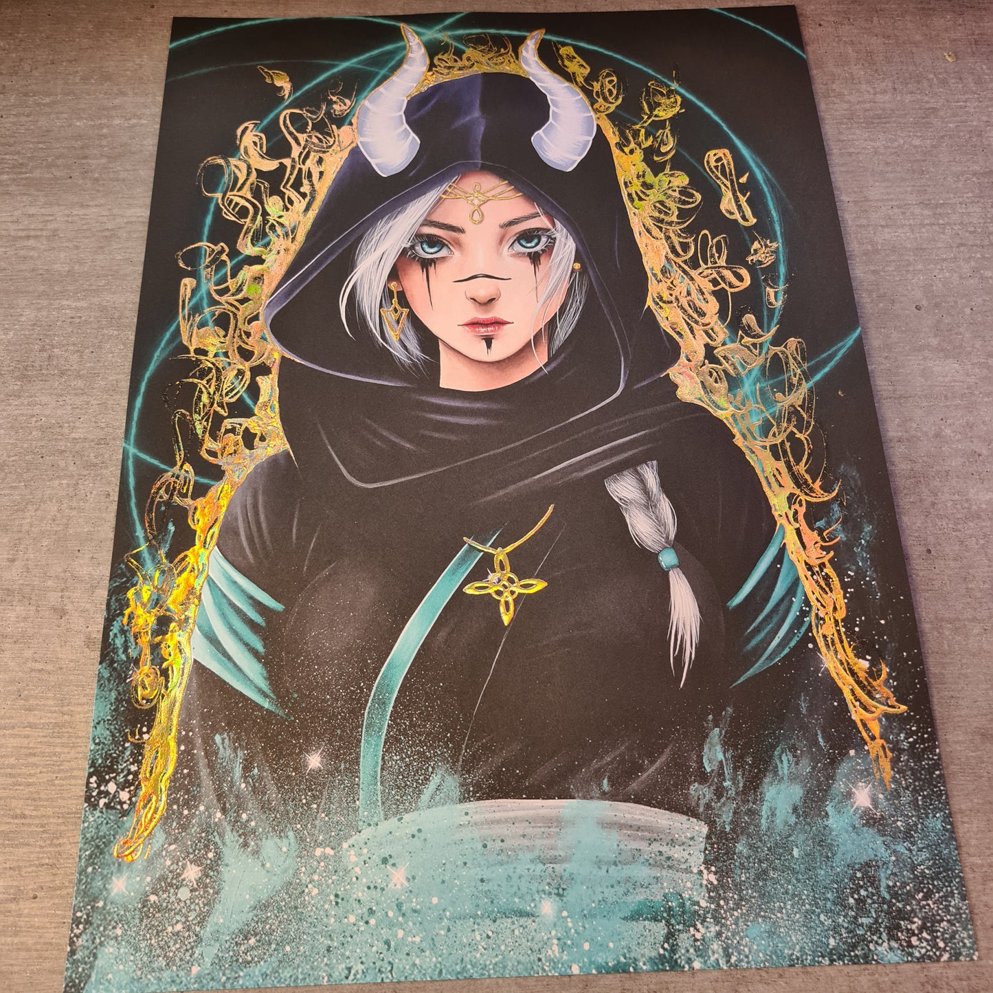 Ezra Holo-Poster GOLD